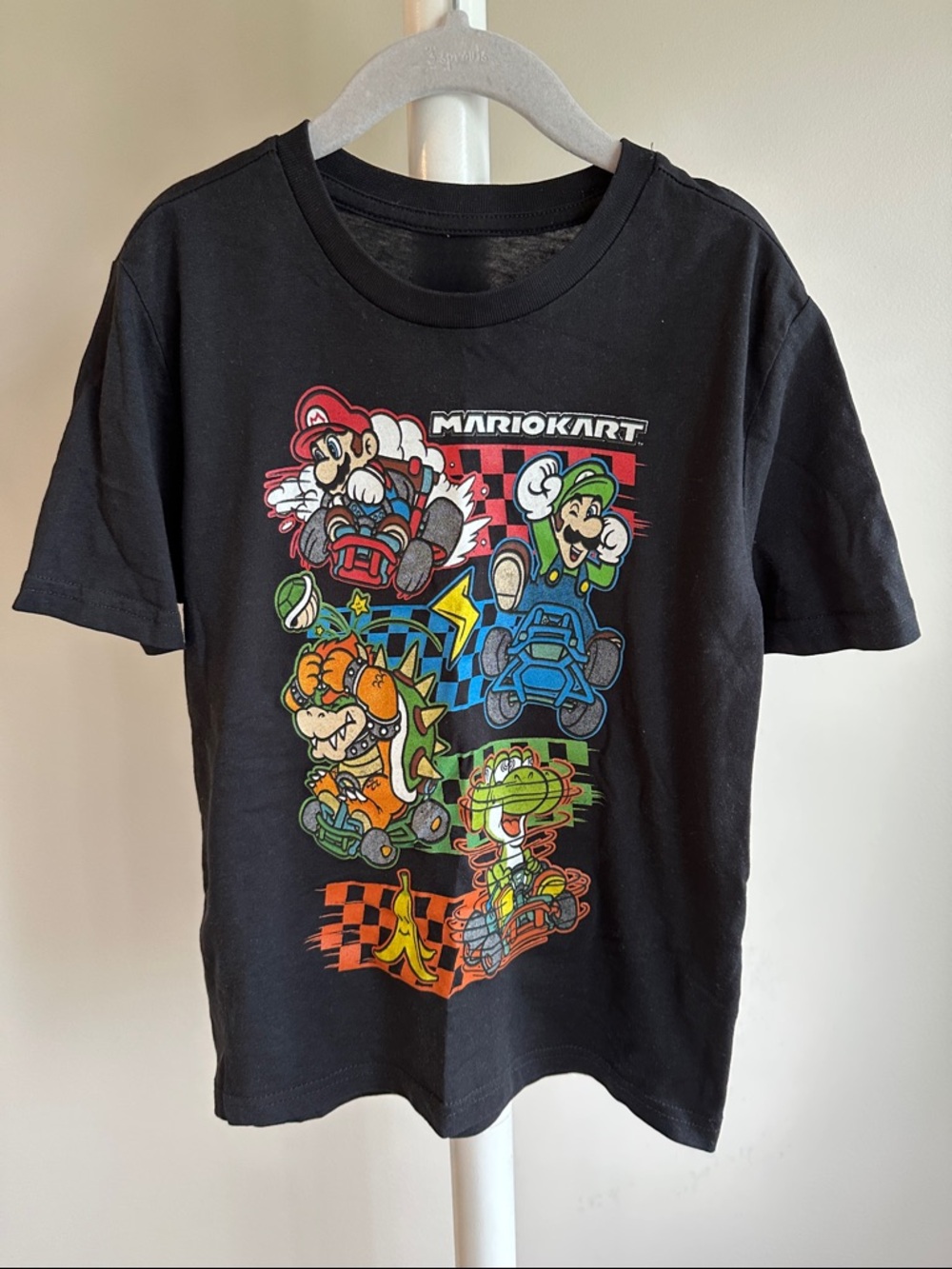 Bundle of 2 Mario Short Sleeve T-Shirts Size Small - Picture 2 of 16